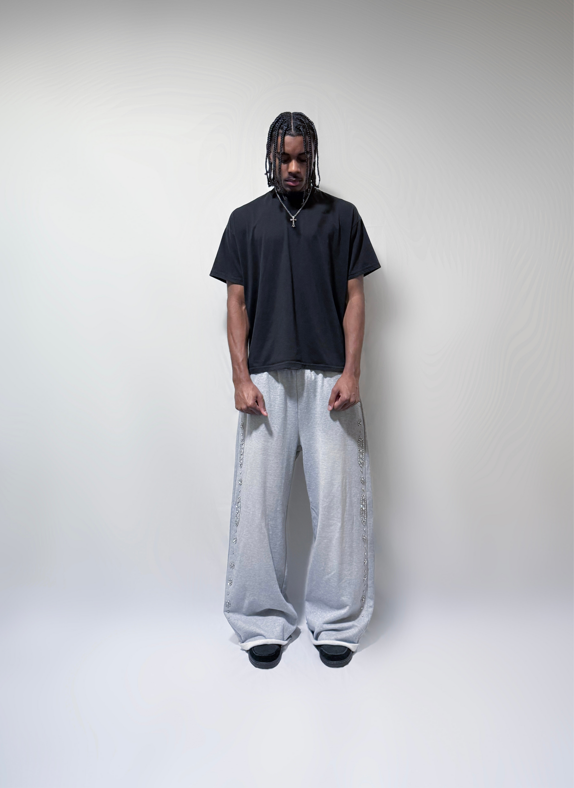 CRYSTAL SWEATPANTS (GREY)